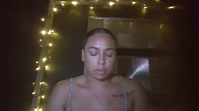 Snapshot of bigbootyjayda chatting on 11/07/25, 12:32 bigbootyjayda online show from 11/07/25, 12:32