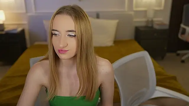 Michelle 054 online show from 02/10/25, 12:18