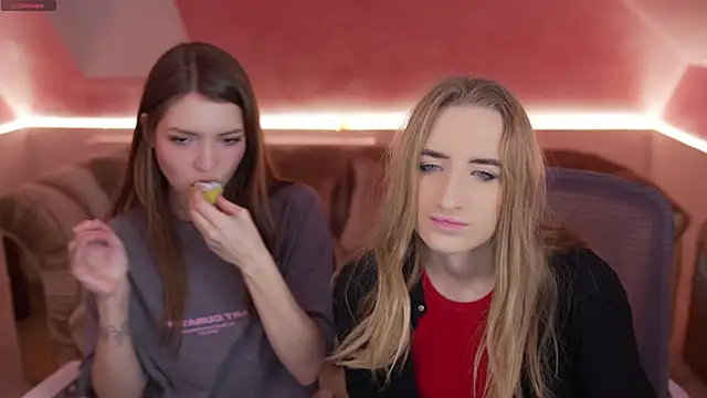 Michelle 054 online show from 03/04/25, 11:51