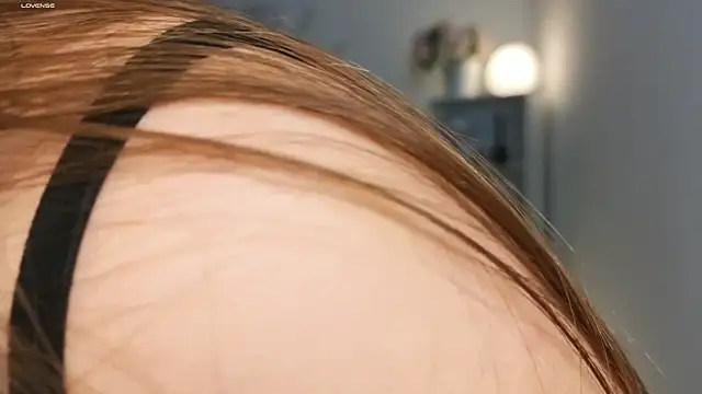 aryamirelle online show from 02/12/25, 06:51