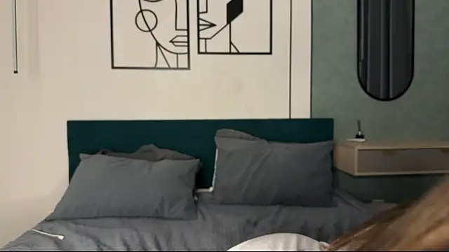 aryamirelle online show from 01/05/26, 08:56