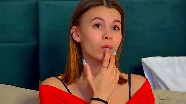 Snapshot of PollyLanders chatting on 02/09/25, 04:36 PollyLanders online show from 02/09/25, 04:36