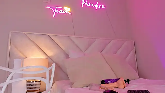 dani skinny  online show from 02/13/25, 09:49