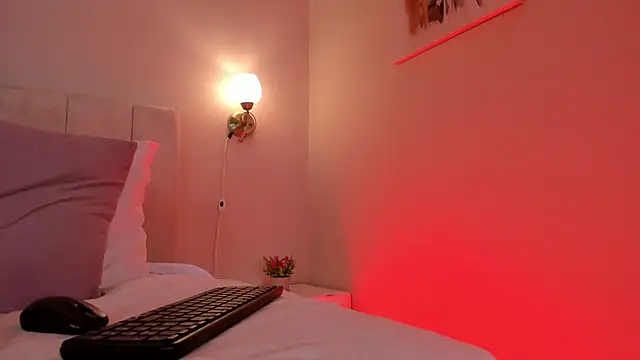 dani skinny  online show from 02/20/25, 06:02