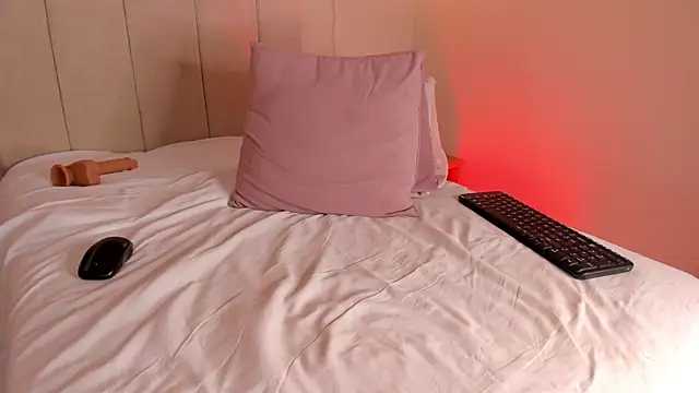 dani skinny  online show from 03/21/25, 03:02