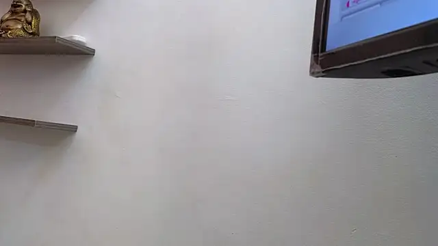 Snapshot of JESSYCORTES chatting on 03/02/25, 05:04 JESSYCORTES online show from 03/02/25, 05:04