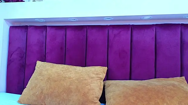 Snapshot of JESSYCORTES chatting on 03/05/25, 01:50 JESSYCORTES online show from 03/05/25, 01:50