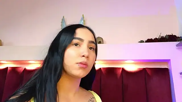 Snapshot of JESSYCORTES chatting on 03/22/25, 02:36 JESSYCORTES online show from 03/22/25, 02:36