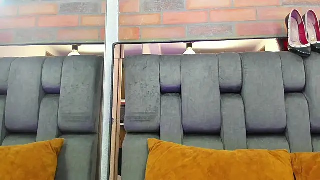 Snapshot of JESSYCORTES chatting on 09/24/25, 01:58 JESSYCORTES online show from 09/24/25, 01:58