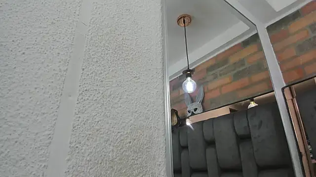 Snapshot of JESSYCORTES chatting on 10/13/25, 02:50 JESSYCORTES online show from 10/13/25, 02:50