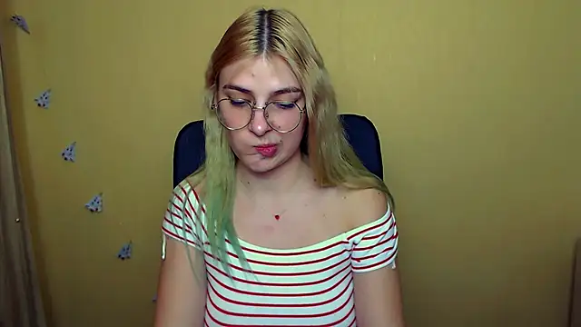 Luna Lush  online show from 12/18/24, 12:29