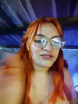 SophiaWeestt99 online show from 02/05/25, 04:16