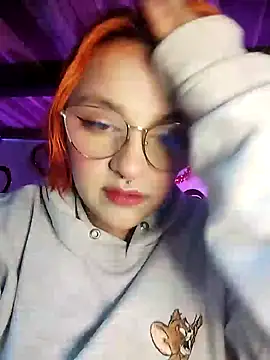 SophiaWeestt99 online show from 02/12/25, 01:30