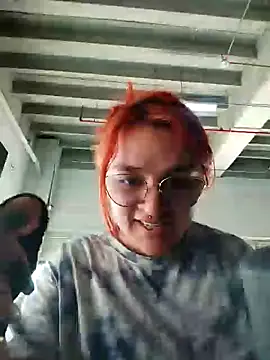 SophiaWeestt99 online show from 02/12/25, 07:45