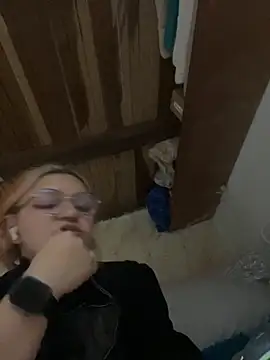 SophiaWeestt99 online show from 10/13/25, 03:50