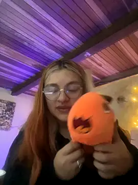 SophiaWeestt99 online show from 10/15/25, 03:28