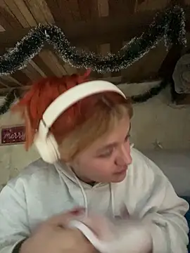 SophiaWeestt99 online show from 12/18/25, 02:17