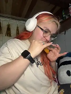 SophiaWeestt99 online show from 05/28/26, 03:48