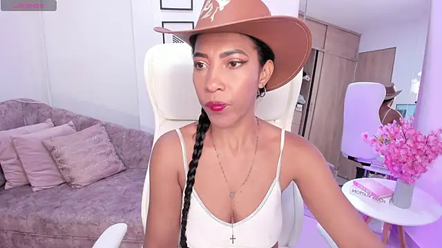 Shantaall  online show from 10/31/25, 07:04