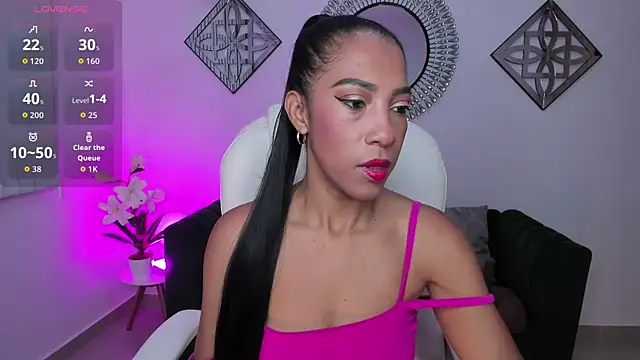 Shantaall  online show from 12/23/25, 10:24