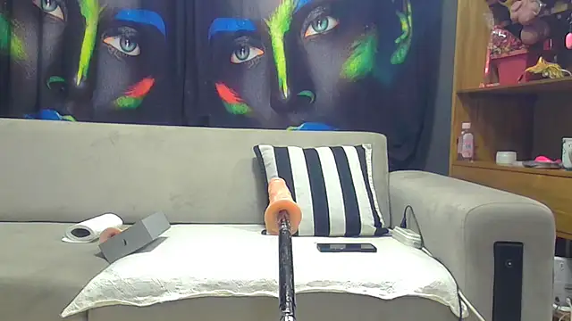 Snapshot of Bitter_ chatting on 02/23/25, 07:38 Bitter online show from 02/23/25, 07:38