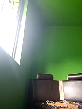 Snapshot of amarijones chatting on 10/28/25, 08:22 amarijones online show from 10/28/25, 08:22