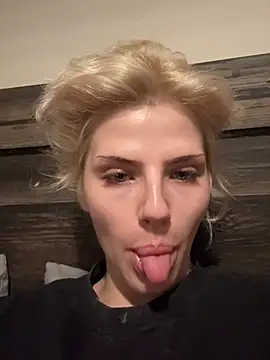 SirenitySirenxx online show from 02/01/26, 05:50