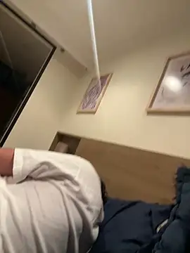 Snapshot of thiagowes chatting on 10/05/25, 07:50 thiagowes online show from 10/05/25, 07:50