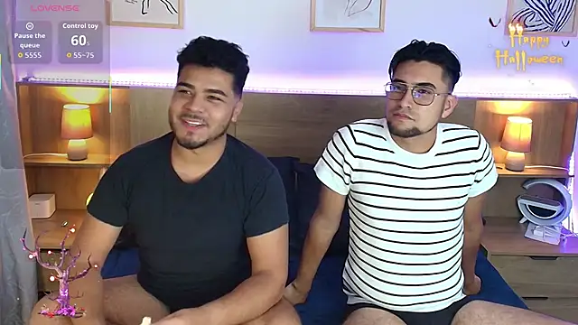 Snapshot of thiagowes chatting on 10/23/25, 03:39 thiagowes online show from 10/23/25, 03:39