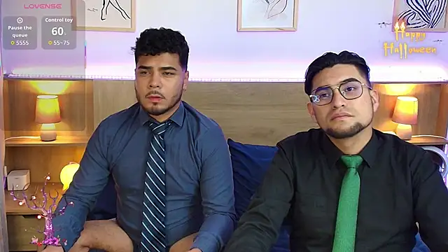 Snapshot of thiagowes chatting on 10/25/25, 04:20 thiagowes online show from 10/25/25, 04:20