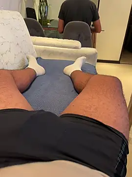 Snapshot of thiagowes chatting on 02/10/26, 03:21 thiagowes online show from 02/10/26, 03:21