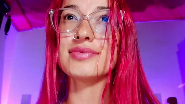 luccycollins  online show from 03/21/26, 03:00