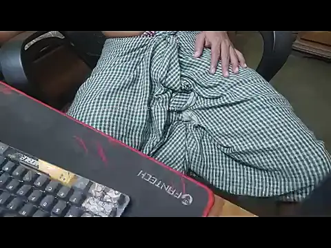 Snapshot of rahul_14344 chatting on 09/20/25, 07:48 rahul 14344 online show from 09/20/25, 07:48