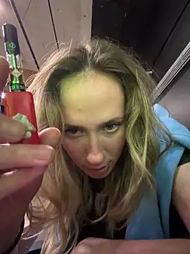 Snapshot of M1ssyk1ssy chatting on 03/25/26, 08:59 M1ssyk1ssy online show from 03/25/26, 08:59