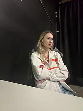 Snapshot of M1ssyk1ssy chatting on 04/05/26, 11:24 M1ssyk1ssy online show from 04/05/26, 11:24