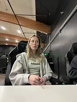 Snapshot of M1ssyk1ssy chatting on 04/08/26, 07:14 M1ssyk1ssy online show from 04/08/26, 07:14