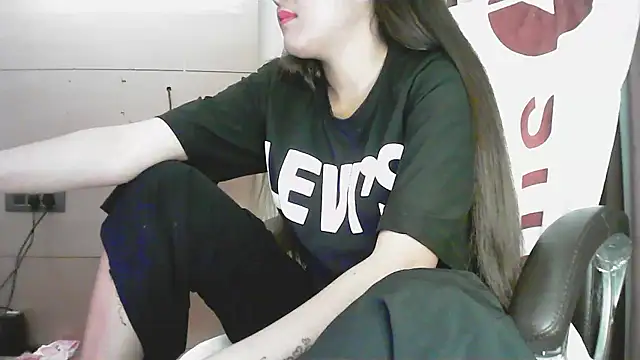 Snapshot of collage_hoty chatting on 01/11/26, 03:17 collage hoty online show from 01/11/26, 03:17