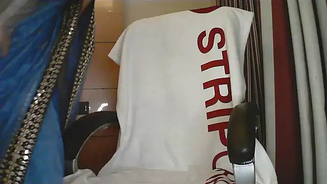 Snapshot of collage_hoty chatting on 01/16/26, 02:15 collage hoty online show from 01/16/26, 02:15