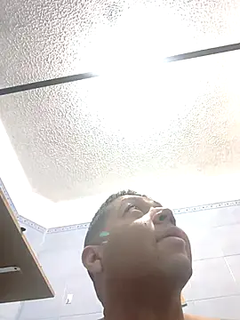 Snapshot of Morenocosta12 chatting on 12/22/25, 02:14 Morenocosta12 online show from 12/22/25, 02:14