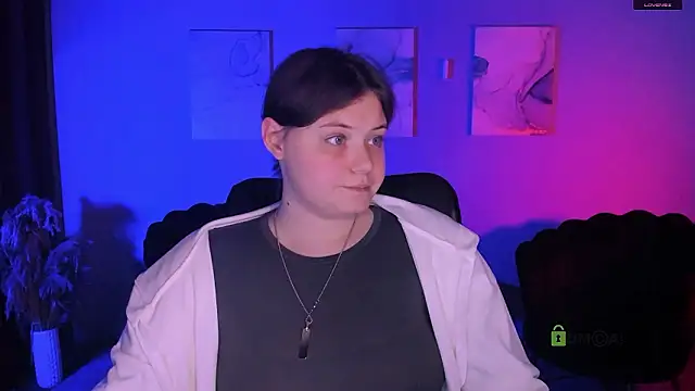 nikole kitt online show from 02/21/26, 08:10