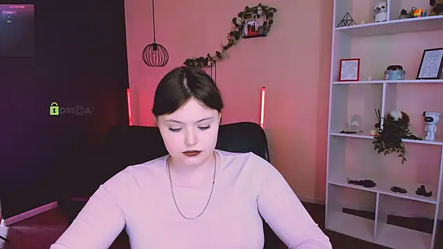 nikole kitt online show from 03/15/26, 08:26