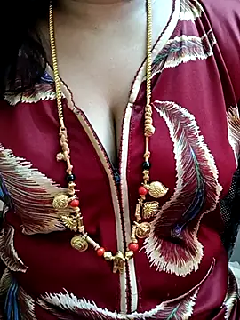 gaurika18 online show from 03/04/25, 01:55