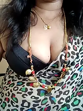 gaurika18 online show from 03/15/25, 05:19