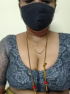 gaurika18 online show from 09/18/25, 01:24