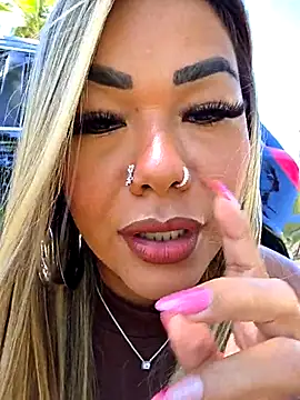 Snapshot of giselxxx_hot chatting on 02/11/26, 02:22 giselxxx hot online show from 02/11/26, 02:22