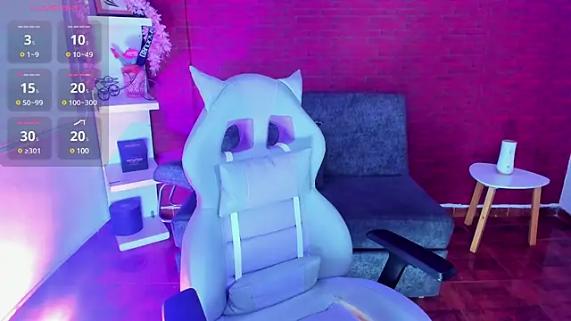 Snapshot of samantha_simur chatting on 02/07/25, 04:16 samantha simur online show from 02/07/25, 04:16