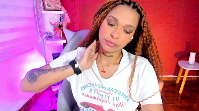 Snapshot of samantha_simur chatting on 02/09/25, 02:06 samantha simur online show from 02/09/25, 02:06