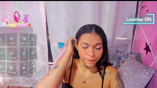 Snapshot of samantha_simur chatting on 03/14/25, 07:23 samantha simur online show from 03/14/25, 07:23