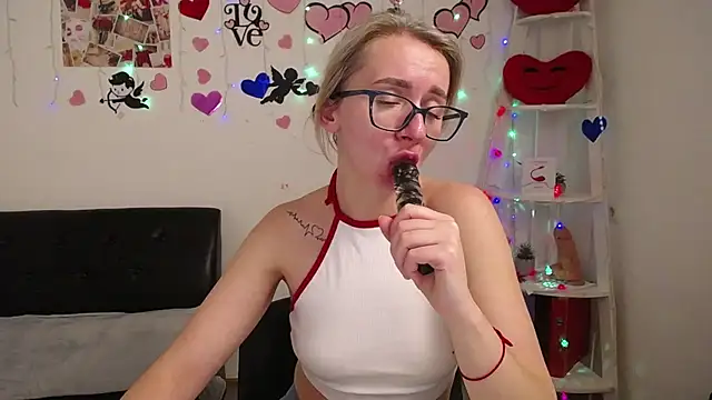 VasilisaSii online show from 02/07/25, 11:01