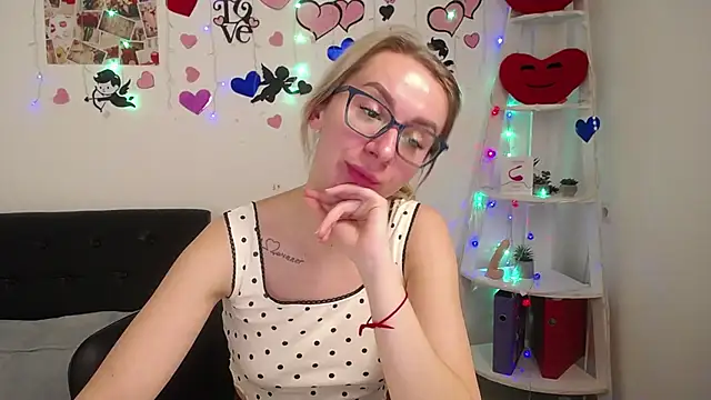 VasilisaSii online show from 02/24/25, 09:10